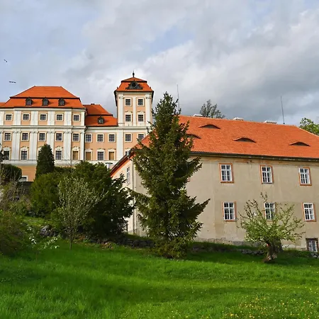 Zamecka Lesovna * Valec